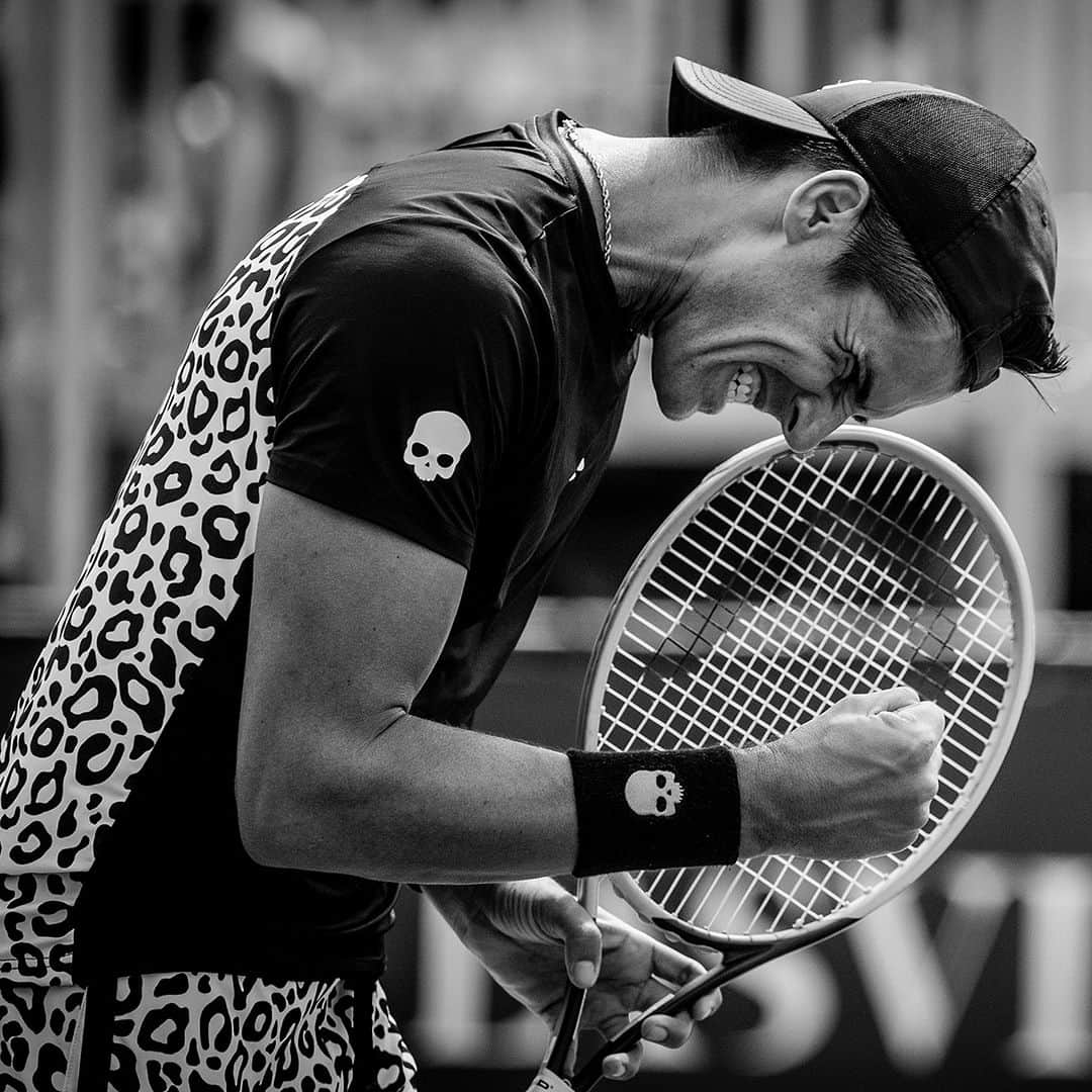 のインスタグラム：「💥Make a statement on the court with the HYDROGEN tennis uniform a winning combination of style and function.  dress like a @fedecoria , Hydrogen tennis PRO PANTHER TECH TEE & PANTHER TECH SHORTS  hydrogen.it  #hydrogen_official #luxurysportswear #tennisuniform #hydrogentennisuniform」