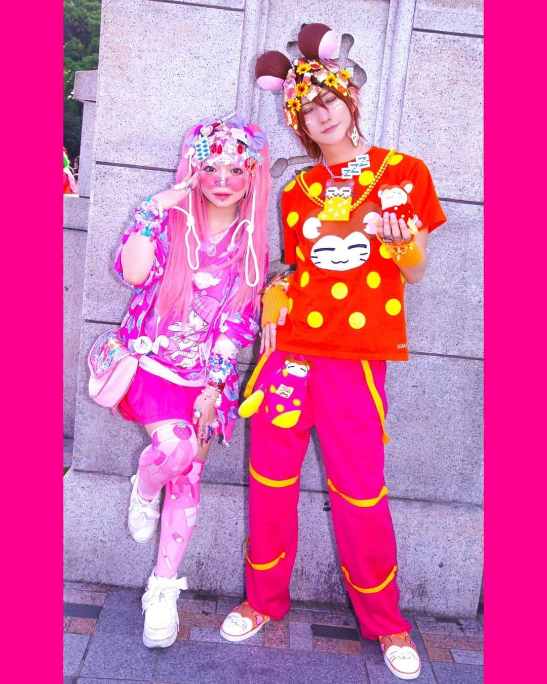 江崎びす子さんのインスタグラム写真 - (江崎びす子Instagram)「今回、主催のにこち @twinkle.pink_ は メンヘラチャン @menherachan_official デコラをしてくれたよ💖💊 ロープの髪飾り最高⭕️  #neoデコラ会  camera : @hiragi_karen」4月24日 17時37分 - bisukoezaki