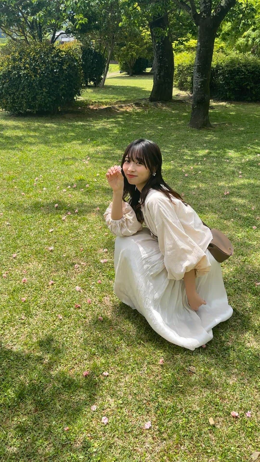 金山奈々絵のインスタグラム：「春のお洋服🌸」