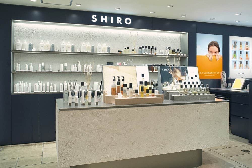 shiroさんのインスタグラム写真 - (shiroInstagram)「#SHIRO #SHIROshop #ginzamitsukoshi #銀座三越」4月24日 18時20分 - shiro_japan