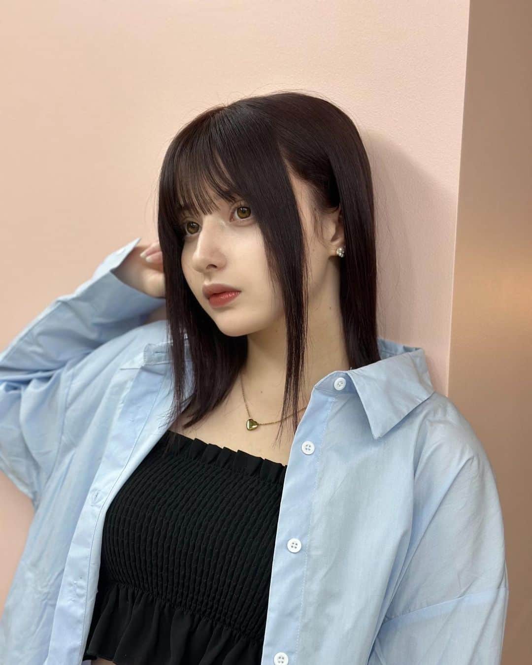 エイミーのインスタグラム：「ピンクブラウン🫶🏻   #初カラー  #ヘアカラー  #サロンモデル」