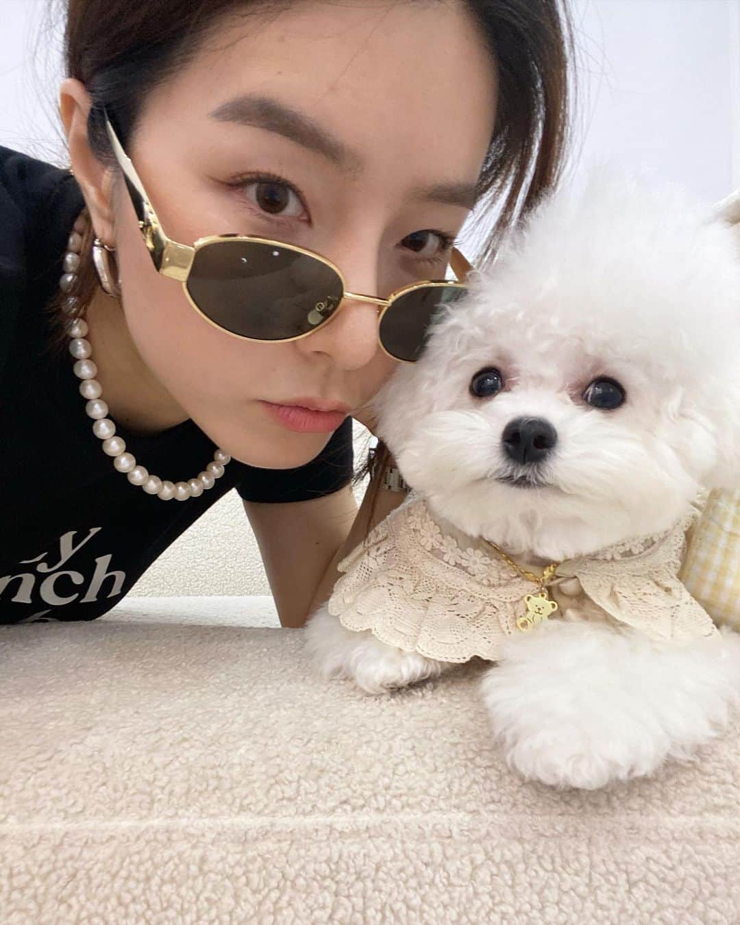 GYEON SEOさんのインスタグラム写真 - (GYEON SEOInstagram)「_* wanna join my lazy brunch club 🐶🖤 . . @oou.memo」4月24日 19時05分 - queengyeon