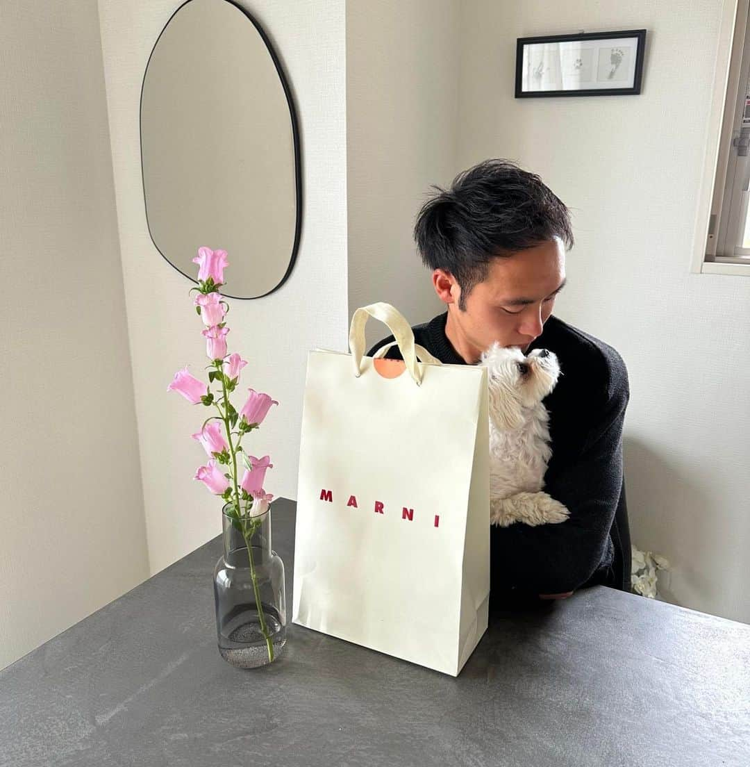 小屋松知哉さんのインスタグラム写真 - (小屋松知哉Instagram)「28歳になりました！ お祝いメッセージありがとうございました！  チャレンジの年になるよう頑張ります。 「現状維持は衰退」  #28歳 #子育てとサッカー頑張ります」4月24日 19時07分 - koyamatsu_tomoya.official