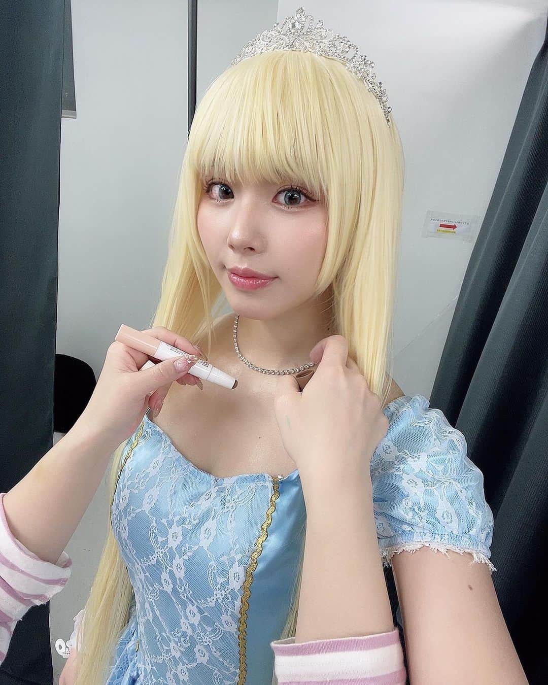 倉田瑠夏さんのインスタグラム写真 - (倉田瑠夏Instagram)「ついに始まります...♡  『MAGIAGIA −マギアギア−』 🪄4/27〜30 🕍あうるすぽっと ガーネット姫に会いにきてください👑🏰✨✨💗  お待ちしております😌🩵  #舞台 #マギアギア2023 #萬腹企画 #あうるすぽっと #池袋 #東池袋 #ガーネット姫 #japanesegirl #萌 #自拍 #模特 #粉我 #tbt #swag #动漫 #扎心了 #自撮り  #맞팔  #东京 #몸스타그램 #เซ็กซี่ #น่ารัก #น่ารักจัง #ประเทศญี่ปุ่น #คอสเพลย์ #Comel #Awekcun #cosplay #pinupgirl」4月24日 19時22分 - ruka.kurata
