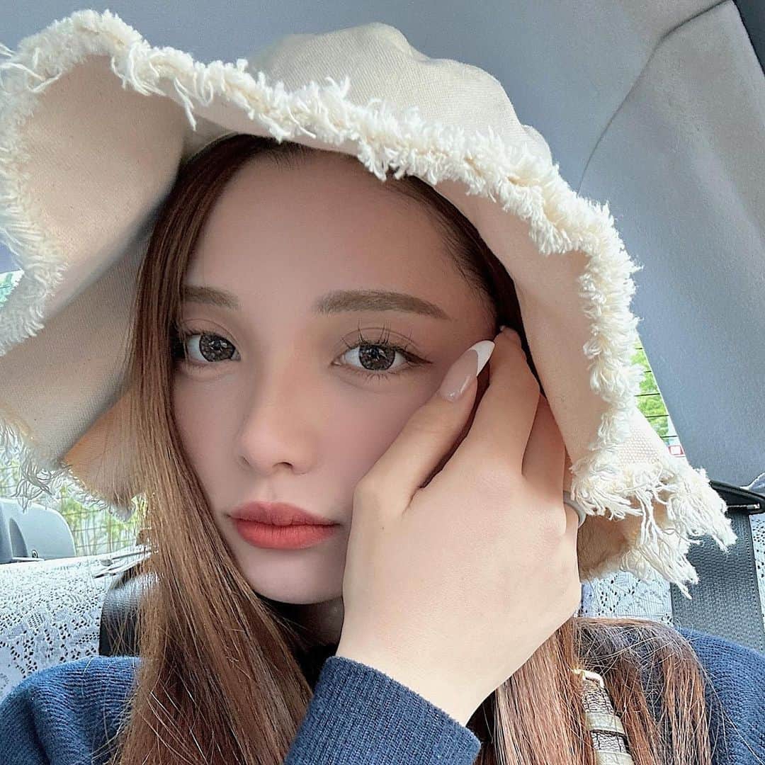 渡辺リサのインスタグラム：「ザノットのピザ美味いよな」