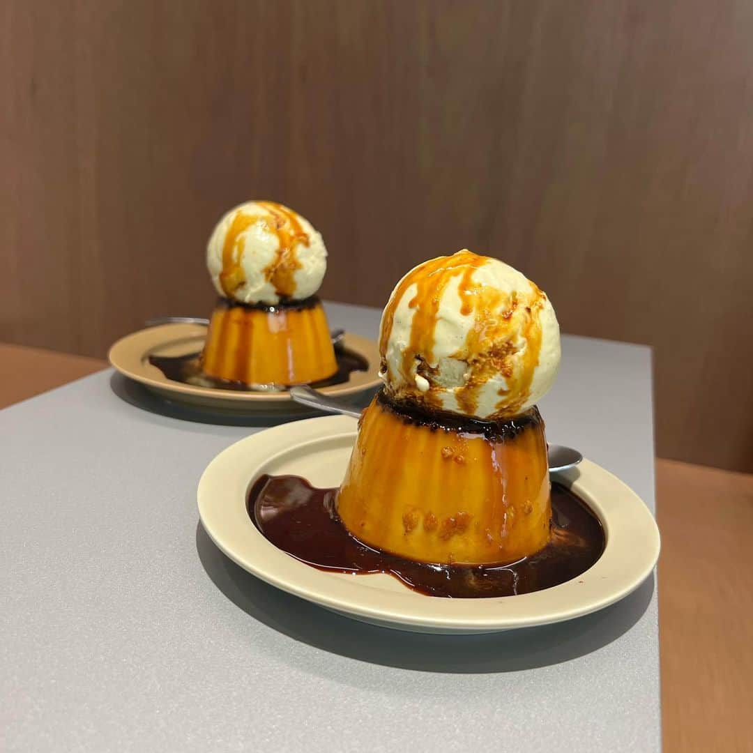 栗山梨奈さんのインスタグラム写真 - (栗山梨奈Instagram)「初めてカフェでプリン🍮🍨 美味しすぎてびっくりした」4月24日 19時42分 - krn_hkt48