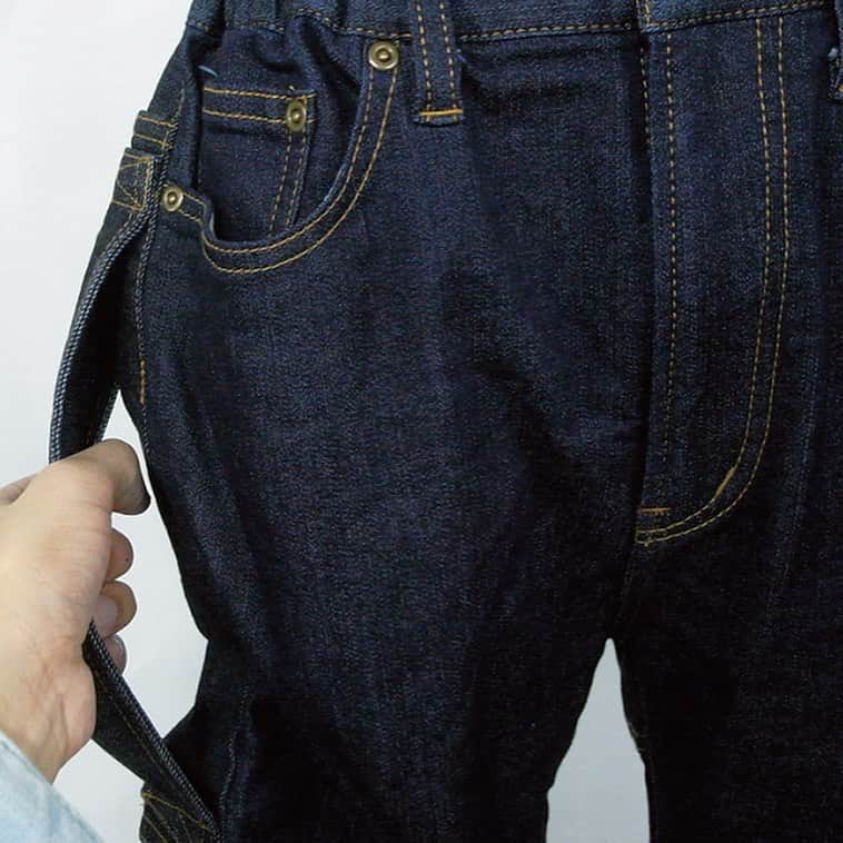 soarさんのインスタグラム写真 - (soarInstagram)「「オシャレな服を着たい」という気持ちは誰だってきっと同じ。でも実は、病気や障害があるなどの理由でオシャレを諦めてしまう人も多いのです。そこで今回は、靴ひもを結ばなくてもスニーカーを楽しめるプロダクトや座ったまま着付けができる着物など、すべての人便利に楽しむことができるユニバーサルデザインのファッションを５つご紹介します！🕊🌼 ・ ・ 「誰もがおしゃれを楽しめる！素敵なユニバーサルデザインのファッションを5つご紹介します」 https://soar-world.com/2018/01/16/fashionproduct/ ・ ・ 「soar(ソアー)」は、人の持つ可能性が広がる瞬間を捉え、伝えていくメディアです🕊✨☘ https://soar-world.com/ ・ ・ #soar_world #おしゃれ #ユニバーサルデザイン #ファッション #服 #病気 #障害 #車椅子 #障害者 #スニーカー #靴紐 #デニム #岡山 #ジーンズ #プラスパッドジーンズ #ALS #難病 #デザイン #着物」4月27日 21時00分 - soar_world
