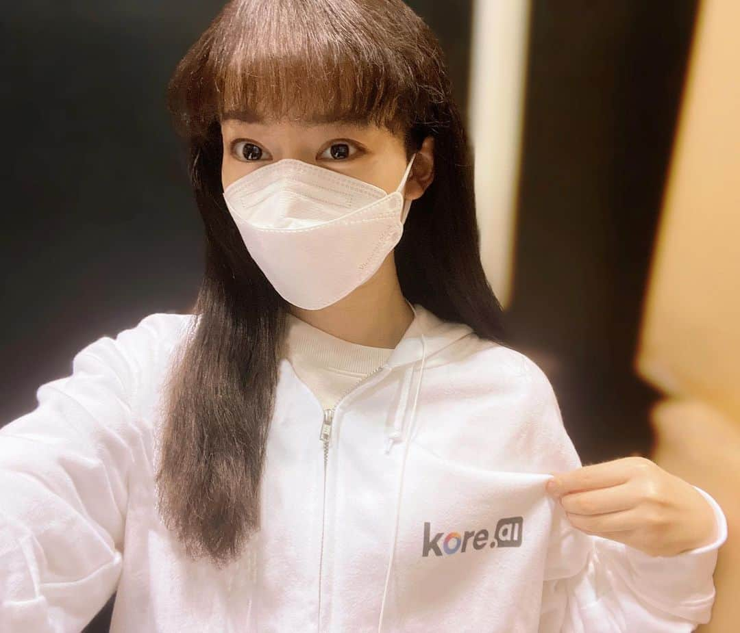 矢内井玲奈のインスタグラム：「イベントコンパニオンとしてのデビューは4月上旬のJapan IT WEEK春🌸 Kore.aiさんのブースでお世話になりました☺️  東京ビッグサイトの展示会！ 優しい社員さん、先輩方とご一緒できて嬉しかったです✨  来月も展示会のお仕事が2つあるので、どんどん成長できるように頑張ります❣️  #東京ビッグサイト #展示会 #japanitweek #イベントコンパニオン」