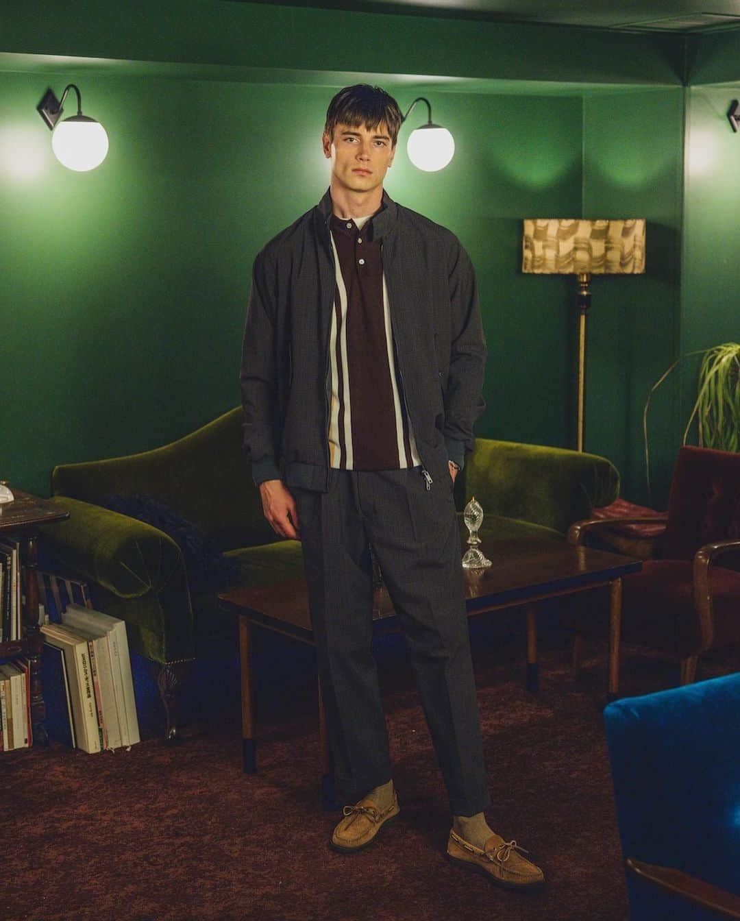 のインスタグラム：「... To make a slightly more mature vibe, a dark check set-up style that gives a calm impression is our choice. The Harrington jacket with the sharp silhouette one-pleat trousers perfectly match with just a polo shirts as an inner.  The plaid patterned material, sampled from Vintage suiting fabric, is of course <BEAMS PLUS> original fabric, and so is the seersucker material which gives a cool and refreshing feeling.  少し大人びた雰囲気を演出するには、落ち着いた印象のダークチェックのセットアップスタイルがおすすめ。 ハリントンジャケットと、シャープなシルエットが特徴の1プリーツのトラウザースのセットアップスタイルは、インナーにポロシャツぐらいがちょうど良い。 清涼感を与えるサッカー素材にVintageのスーツ生地からサンプリングした格子柄の素材は、もちろん<BEAMS PLUS>のオリジナルファブリック。 . Jacket_Harrington Jacket Pants_1 Pleat Trousers Polo Shirt_ Knit Polo Stripe 12G . @beams_plus  @beams_plus_harajuku  @beams_plus_yurakucho  #beamsplus」