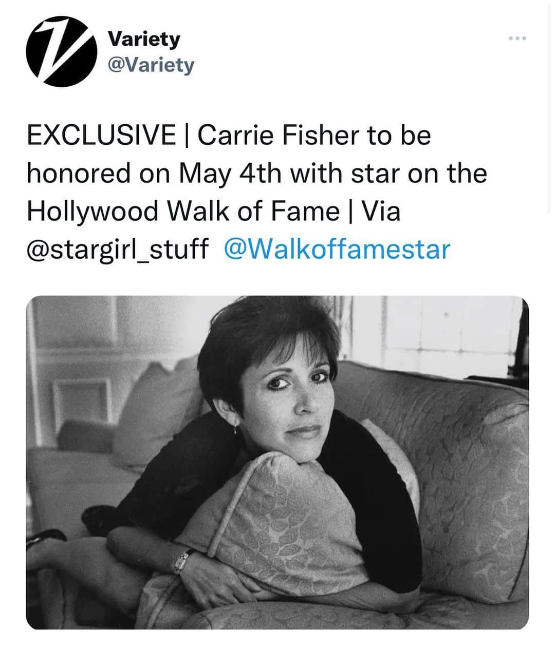 マーク・ハミルさんのインスタグラム写真 - (マーク・ハミルInstagram)「Long overdue & so well-deserved.  #CarrieOnForever❤️」4月25日 8時16分 - markhamill