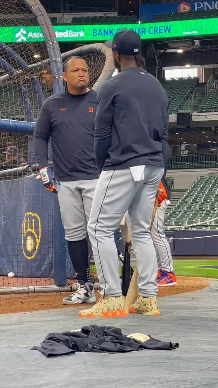 ミゲル・カブレラのインスタグラム：「We’re going to miss this Miggy character 🎶🥹 #repdetroit #baseball #dancelikenooneiswatching」