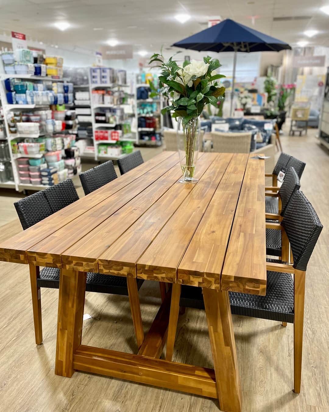 HomeGoodsのインスタグラム：「Outdoor is in. Overspending is out! 😎  Need it? Want it? Not sure how to get it home? We’ve got you covered. With same-day delivery in-store, you’ll be dining al fresco in no time. Ask a store Associate for delivery details.」