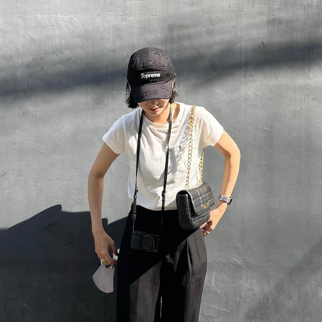 吳子霏（Ellen Wu）さんのインスタグラム写真 - (吳子霏（Ellen Wu）Instagram)「⁡ 有意識地將所見所聞記在心裡，學習好的優點，讓旅遊不只得到開心的感覺，同時累積更多的精神能量，是最棒的充電。」4月24日 23時29分 - ellenwuuuuu
