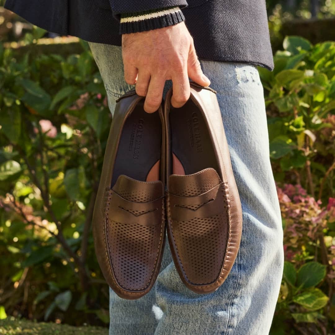 Cole Haanさんのインスタグラム写真 - (Cole HaanInstagram)「Drivers wanted. The Grand Laser Penny Driver: Modern versatility. Airy appeal. Designed to cruise.」4月25日 0時12分 - colehaan