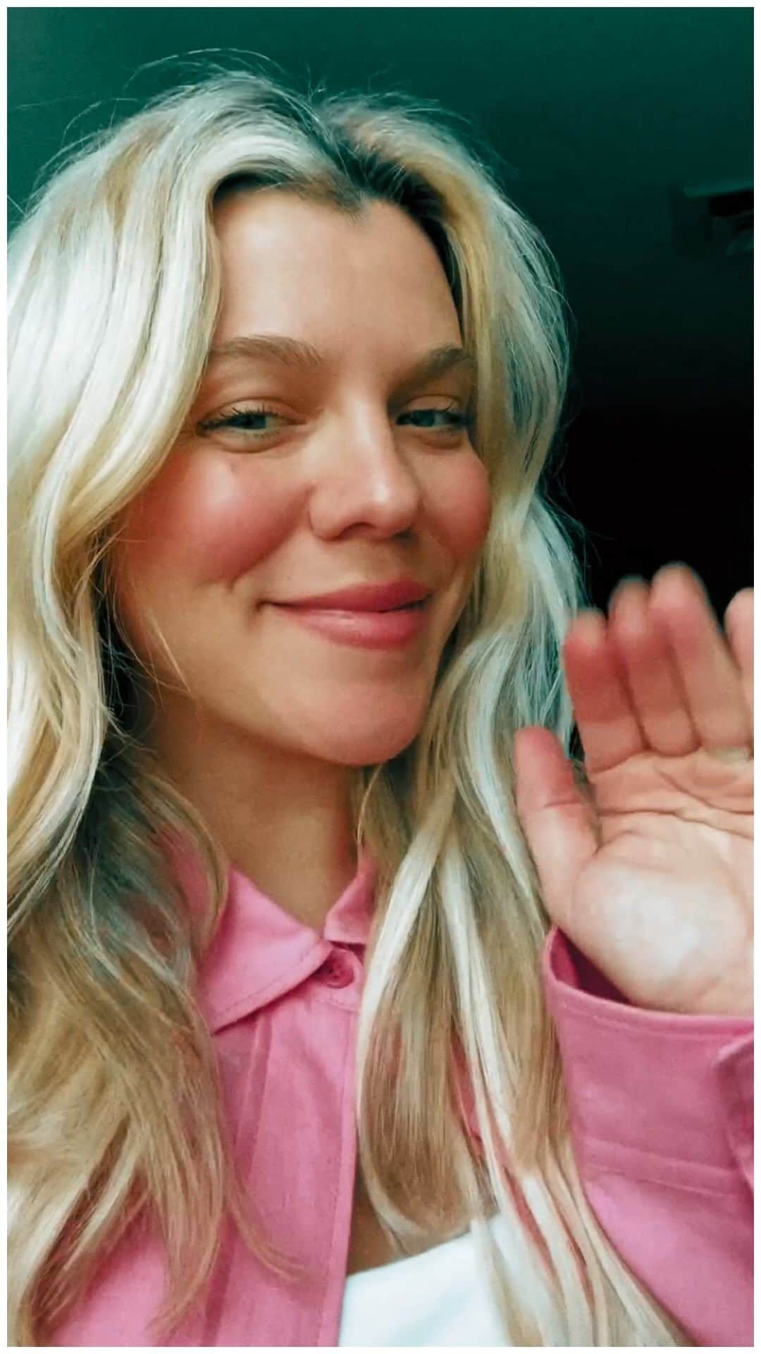 キンバリー・ペリーのインスタグラム：「🌸🫶」