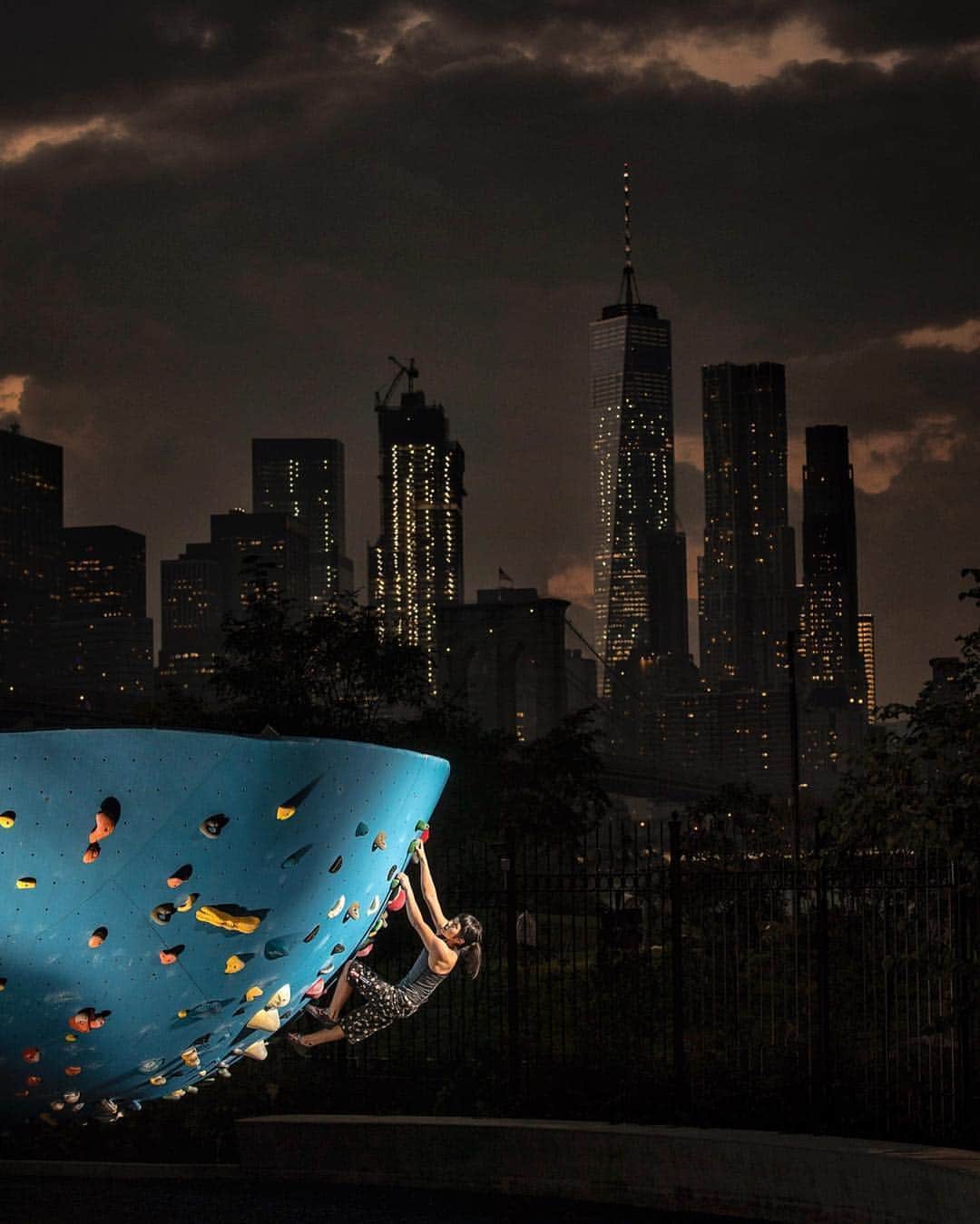 ジミー・チンさんのインスタグラム写真 - (ジミー・チンInstagram)「New York, New York.」4月25日 0時25分 - jimmychin