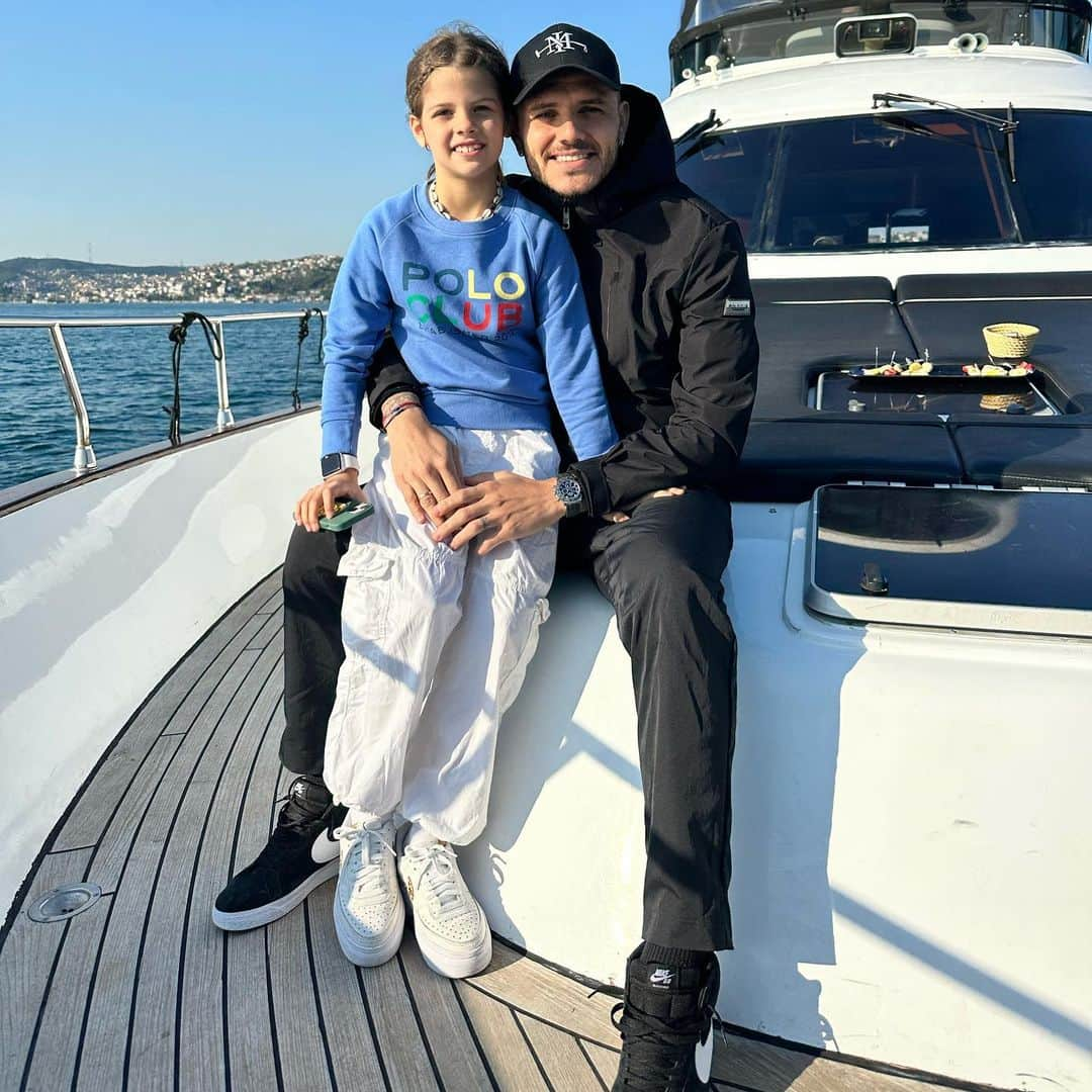 マウロ・イカルディさんのインスタグラム写真 - (マウロ・イカルディInstagram)「⛵️⚓️」4月25日 0時48分 - mauroicardi