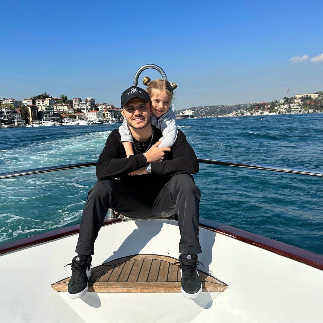 マウロ・イカルディさんのインスタグラム写真 - (マウロ・イカルディInstagram)「⛵️⚓️」4月25日 0時48分 - mauroicardi