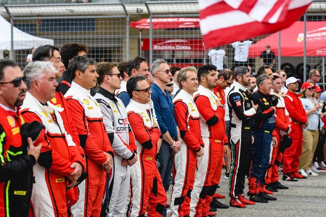 Ferrari USAさんのインスタグラム写真 - (Ferrari USAInstagram)「A few of our favorite #DobelSeasonMoments that capture a weekend packed with motorsports, teamwork, and camaraderie.⁣ ⁣ @dobeltequila #FerrariRacingDays」4月25日 0時49分 - ferrariusa