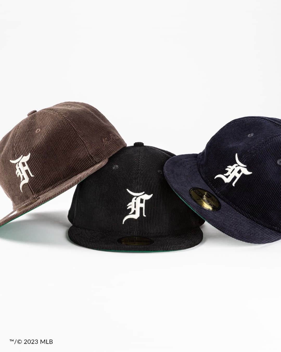 ニューエラ・キャップのインスタグラム：「The Fear of God Essentials Corduroy Collection is here. The unstructured 59FIFTY Fitted comes in Black, Navy and Walnut and is available now at New Era.」