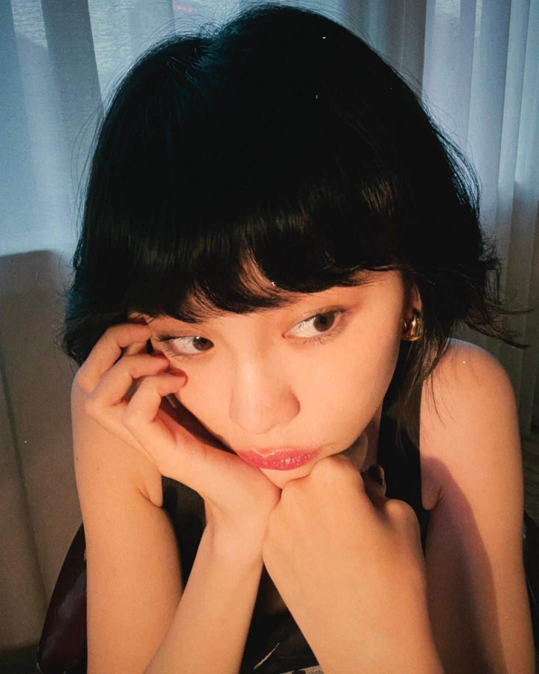 る鹿さんのインスタグラム写真 - (る鹿Instagram)「Curly hair don’t care 🧚‍♀️」4月25日 1時15分 - luluxinggg