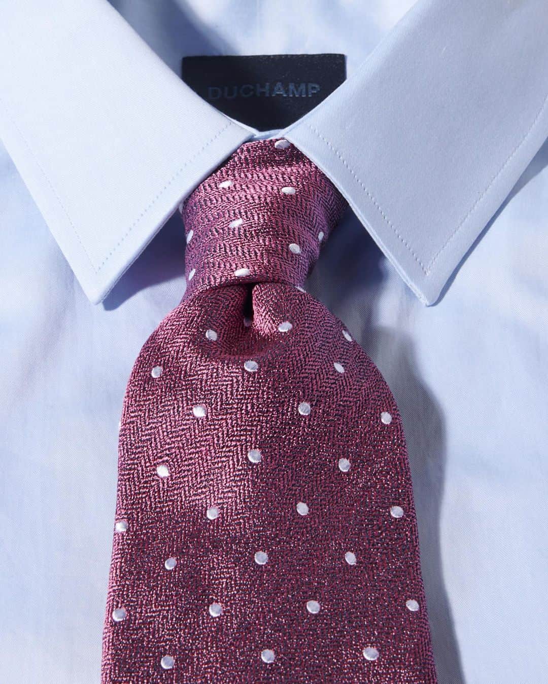 のインスタグラム：「Dress up for a formal event or add a pop of colour to your everyday wardrobe.」