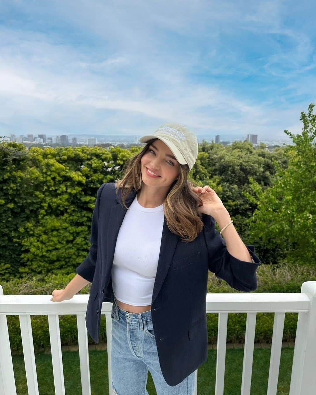 KORA Organicsさんのインスタグラム写真 - (KORA OrganicsInstagram)「In celebration of Earth Month, we’re giving away our limited-edition Organic Inside & Out Hat along with a few of our favorite rituals! Enter to win these certified organic essentials and remember, organics are better for our planet. ♻🌎  TO ENTER: ✨ Follow @koraorganics ✨ Like this post & tag 2 besties in the comments ✨ Visit our link in bio to submit an additional entry   *Entries close 4/30 11:59 pm PST. No purchase necessary. Two winners will be contacted via DM or email on 5/1. Giveaway not affiliated with Instagram.」4月25日 1時42分 - koraorganics