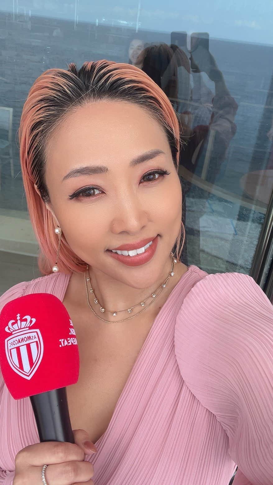 Tigarah e Lauraのインスタグラム：「From @enews Japan to @asmonaco !😍🇲🇨 Had a fun shooting with the team @asmonaco at @nobumontecarlo ♥️」