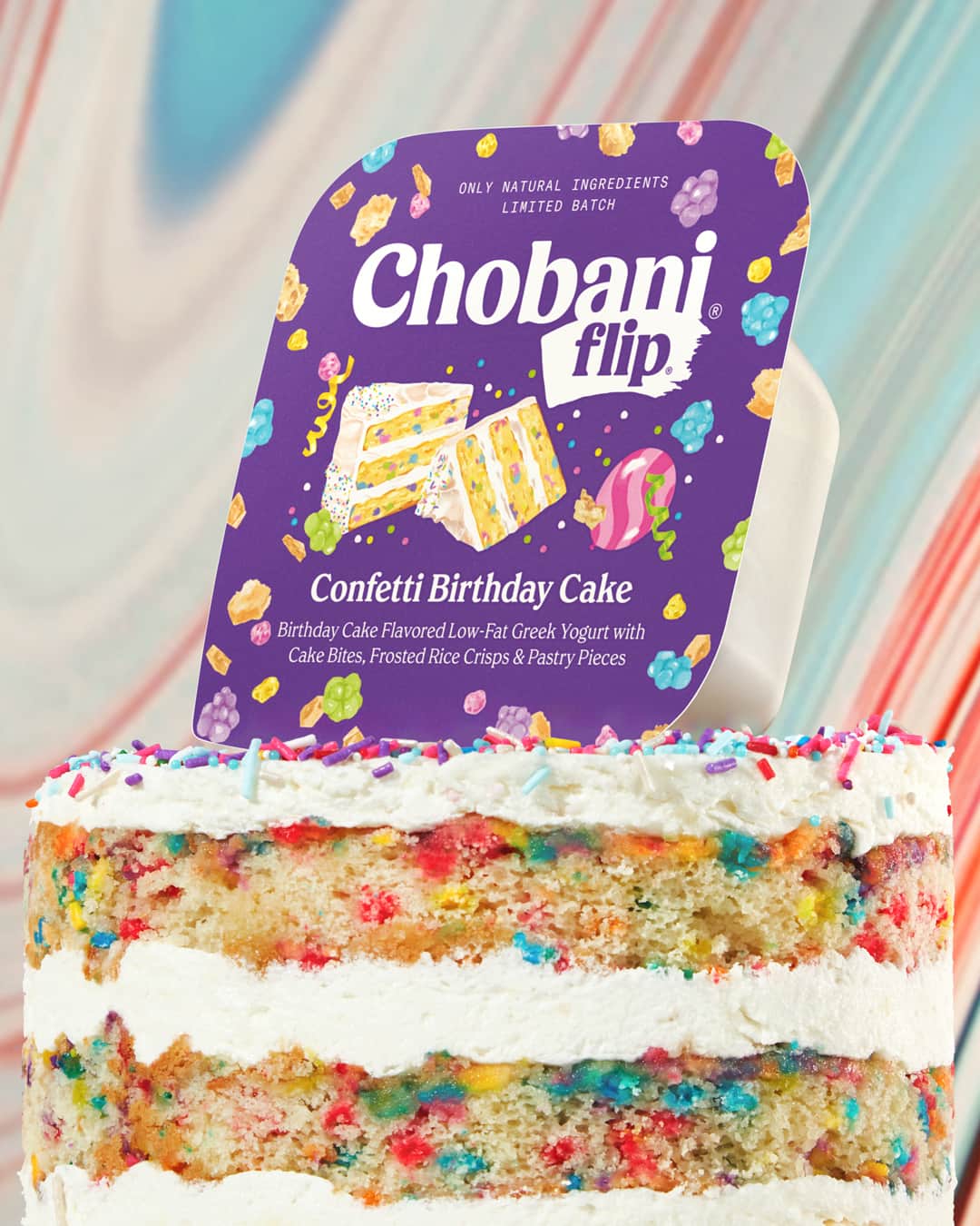 Chobaniのインスタグラム：「Confetti Birthday Cake is inspired by fluffy layer cake with confetti sprinkles. Know someone who has a birthday today? Tag them. 🥳🎂 #chobaniflip #birthdaycake #happybirthday」