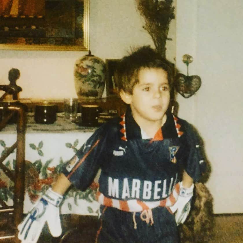 アルバロ・モラタのインスタグラム：「100 partidos con la camiseta del @atleticodemadrid. Un orgullo difícil de explicar. Gracias a todos los que me apoyan día tras día, ojalá hubiera podido celebrarlos con una victoria ❤️」