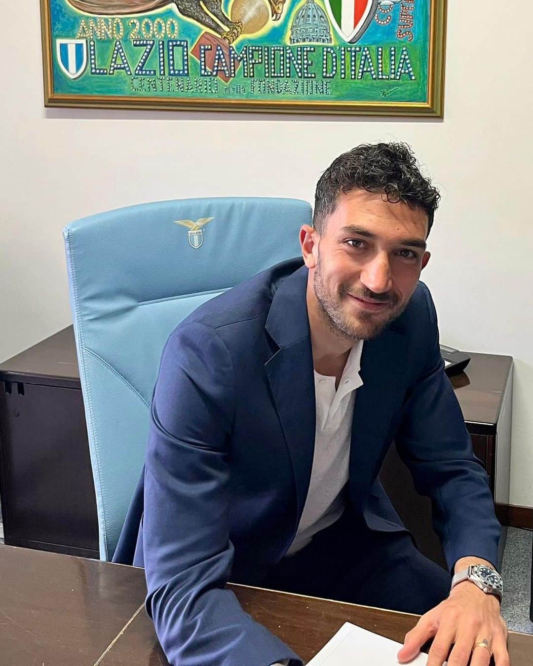 SSラツィオさんのインスタグラム写真 - (SSラツィオInstagram)「✍️ S.S. Lazio is proud to announce that Danilo Cataldi has renewed his contract with the Club  #CMonEagles 🦅」4月25日 3時28分 - official_sslazio
