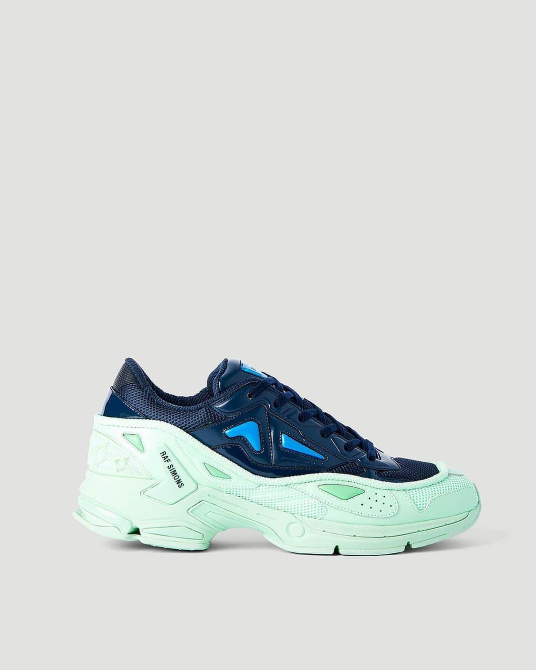 エルエヌシーシーのインスタグラム：「The final chapter of Raf Simons   Shop now on LN-CC」