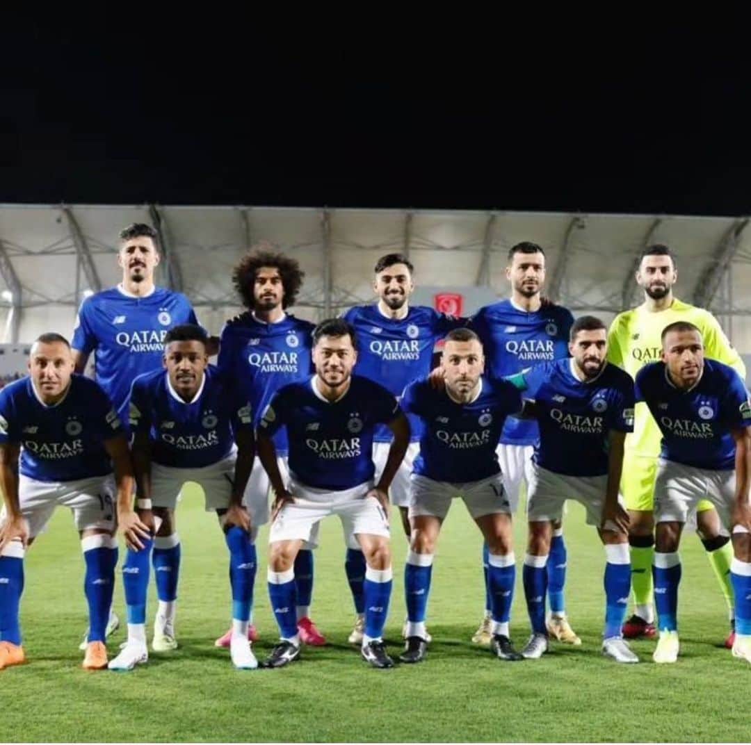 サンティ・カソルラのインスタグラム：「We are in the final, very proud of the team, we are going to try to win all the games we have left brothers 🤍🖤 @alsaddsc」