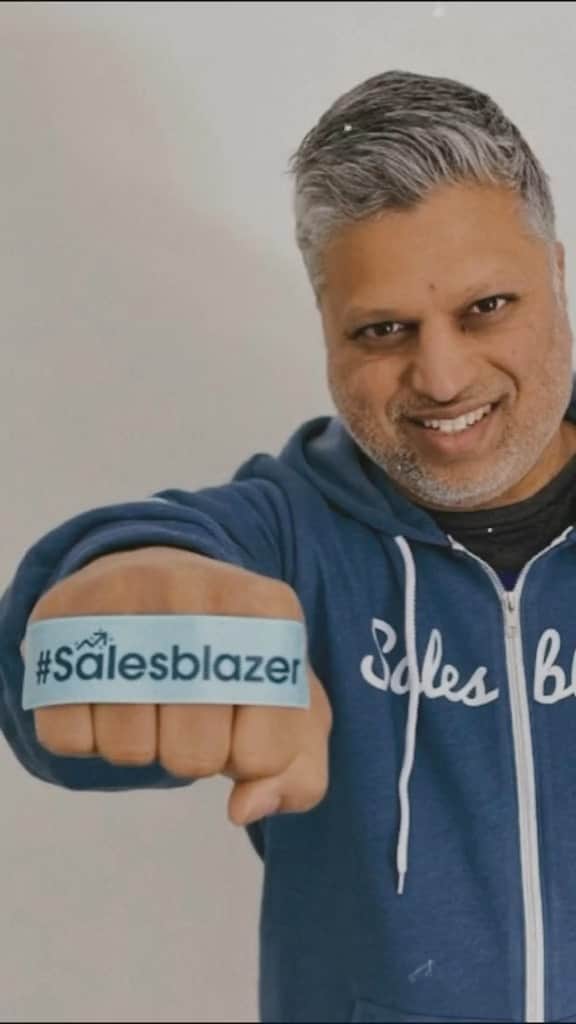 Salesforce のインスタグラム：「The #Salesblazer movement has begun. Join us. Link in bio to learn more.」