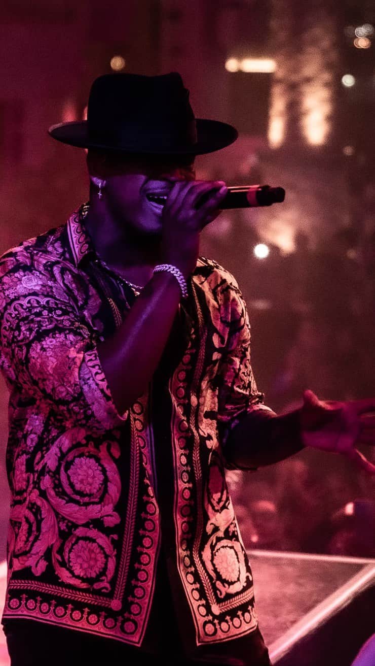 NE-YOのインスタグラム：「We had a time in Vegas! Shout out to everyone who came out to @draislv & @draisbeachclub to rock wit me. 🎥 :  @christianngilchrist」