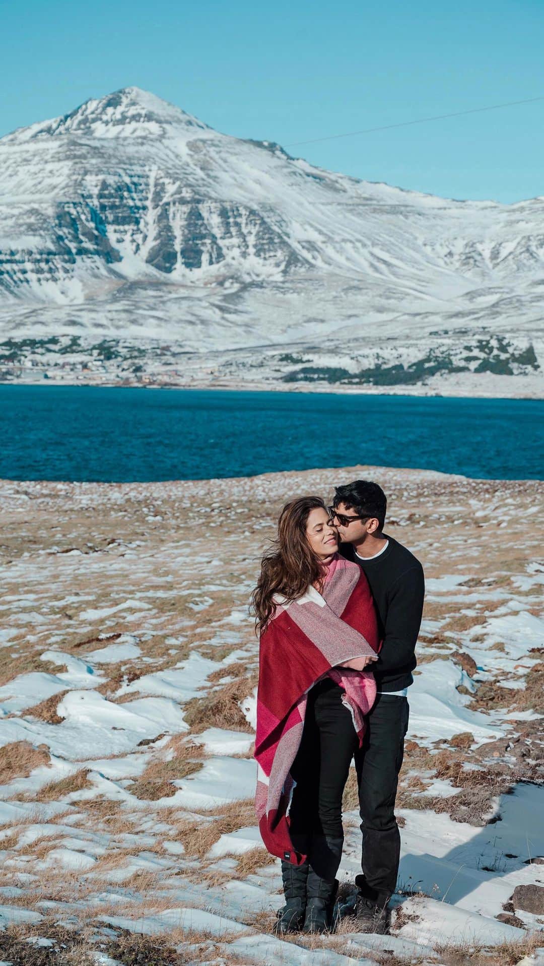 Aakriti Ranaのインスタグラム：「Tag someone you would go here with! ❤️  We spent 2 Weeks in ICELAND which has been on TOP of my BUCKET LIST and it was the most incredible trip I’ve ever had! We drove across the entire country, saw northern lights, swam in natural hot spring and did so much more!   Let me know if you have any questions about Iceland. I’ll make sure to answer them with more videos! ✌🏻  #aakritirana #iceland #icelandroadtrip #roadtrip #indiantravelblogger #travelblogger #icelandtravel #couplevideos #icelandnights #travelphotography #reelsinstagram #northernlights」