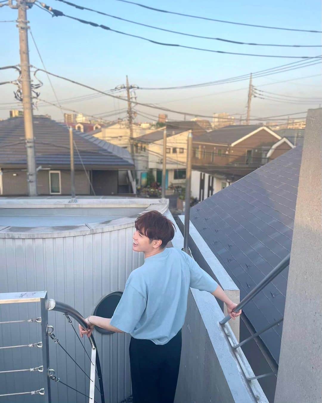 のインスタグラム：「屋上ってなんか好きだあ  @ships_any_official」