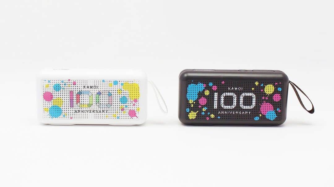 mt masking tapeさんのインスタグラム写真 - (mt masking tapeInstagram)「【100周年記念グッズのご紹介🌟⑥】  第6弾はワイヤレススピーカー♪  カモ井加工紙100周年ロゴをモチーフにしたスピーカーが限定登場いたしました🎧🎶  これからのアウトドアシーズンに活躍するワイヤレス仕様です✨  ・【100周年記念】ワイヤレススピーカー　税込各種¥2,420  　ホワイト/ブラック  数量に限りがございますので、 100周年イベント会場で見つけた際はぜひお手に取ってご覧ください🙌  #100 #周年記念 #限定グッズ #mt #カモ井 #カモ井加工紙 #マスキングテープ #マステ #マステ沼 #工業 #文具 #工業用養生テープ #倉敷 #ワイヤレススピーカー #アウトドア #DIY #カモ井100周年イベント」4月25日 9時22分 - mt_masking_tape