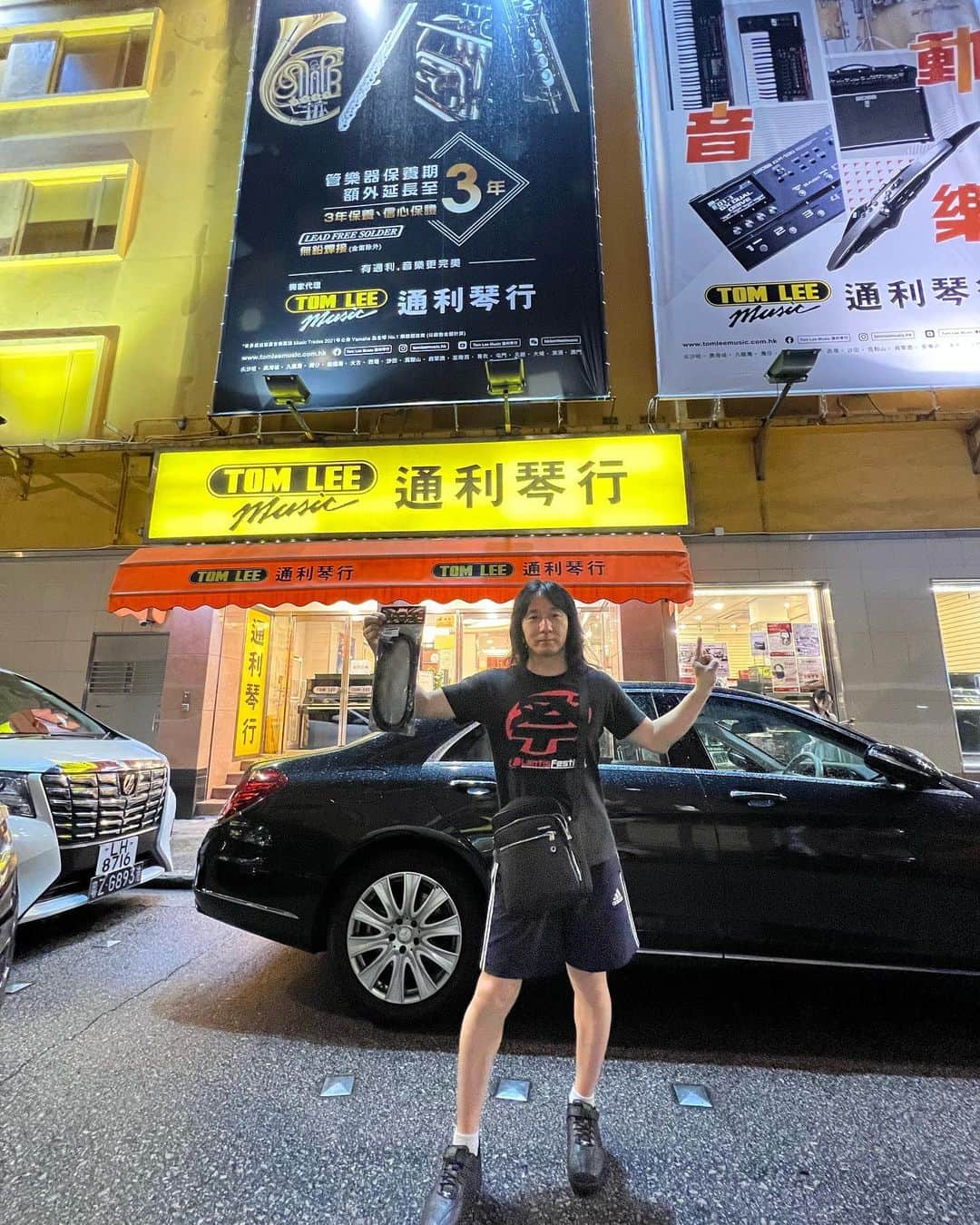 H.J.Freaksさんのインスタグラム写真 - (H.J.FreaksInstagram)「HJ in HK see you today! HJ asia tour in Hong Kong : https://neon-lit.com/product/hjfreaks-hk23/」4月25日 9時33分 - h.j.freaks