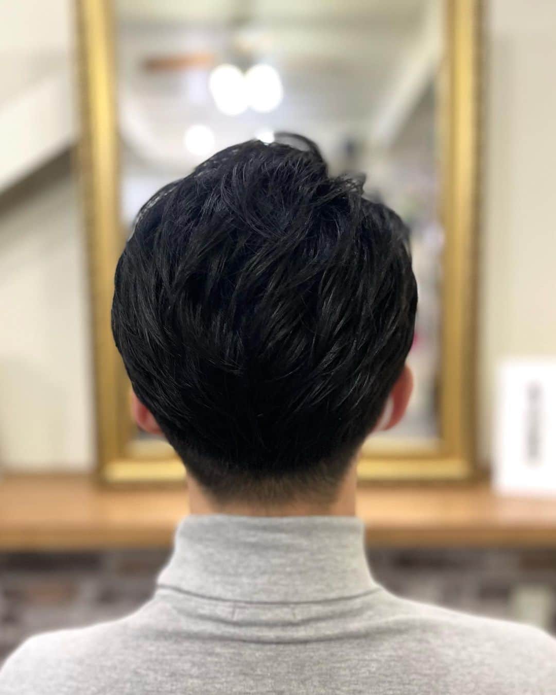 salon PRATiNO(サロンプラチノ)のインスタグラム：「. メンズカットも得意◎  メンズの方もご来店大歓迎です🔥  #hair#pratino#clavis#ハイトーン#韓国ヘア#デジパ#縮毛矯正#名古屋美容院#栄美容院#ショートカット#ウルフカット#透明感カラー#クラビス#酸熱トリートメント#ダメージ毛#ヘアサロン#女性スタッフのみ#初めてのブリーチ#白髪染め#ペールカラー#エクステ#シールエクステ#ヘアメ#アイブロウ#メンズアイブロウ#メイク#ファイバープレックス#スタッフ募集」