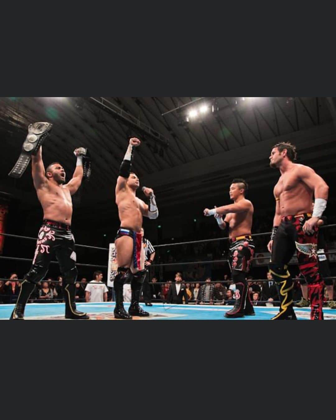KUSHIDAさんのインスタグラム写真 - (KUSHIDAInstagram)「約10年。再びIWGP Jr.タッグ王座獲得チャンス到来。  It's time for coming to get the IWGP Jr. Tag title again.  I want to meet again for the first time in 10 years.  Thank you both @jet2flyy @tastethediff」4月25日 10時12分 - kushida_ts