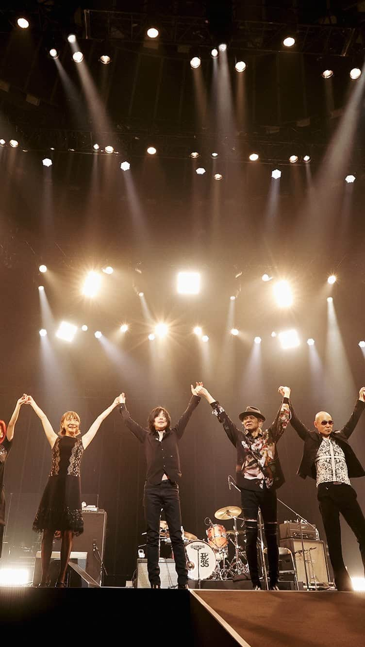 蔦谷好位置のインスタグラム：「エレファントカシマシアリーナツアー 「35th ANNIVERSARY TOUR 2023　YES. I. DO」 全公演終演いたしました。  メンバーのみなさん、スタッフのみなさん、参加したお客さんみなさんお疲れ様でした！  #エレファントカシマシ」