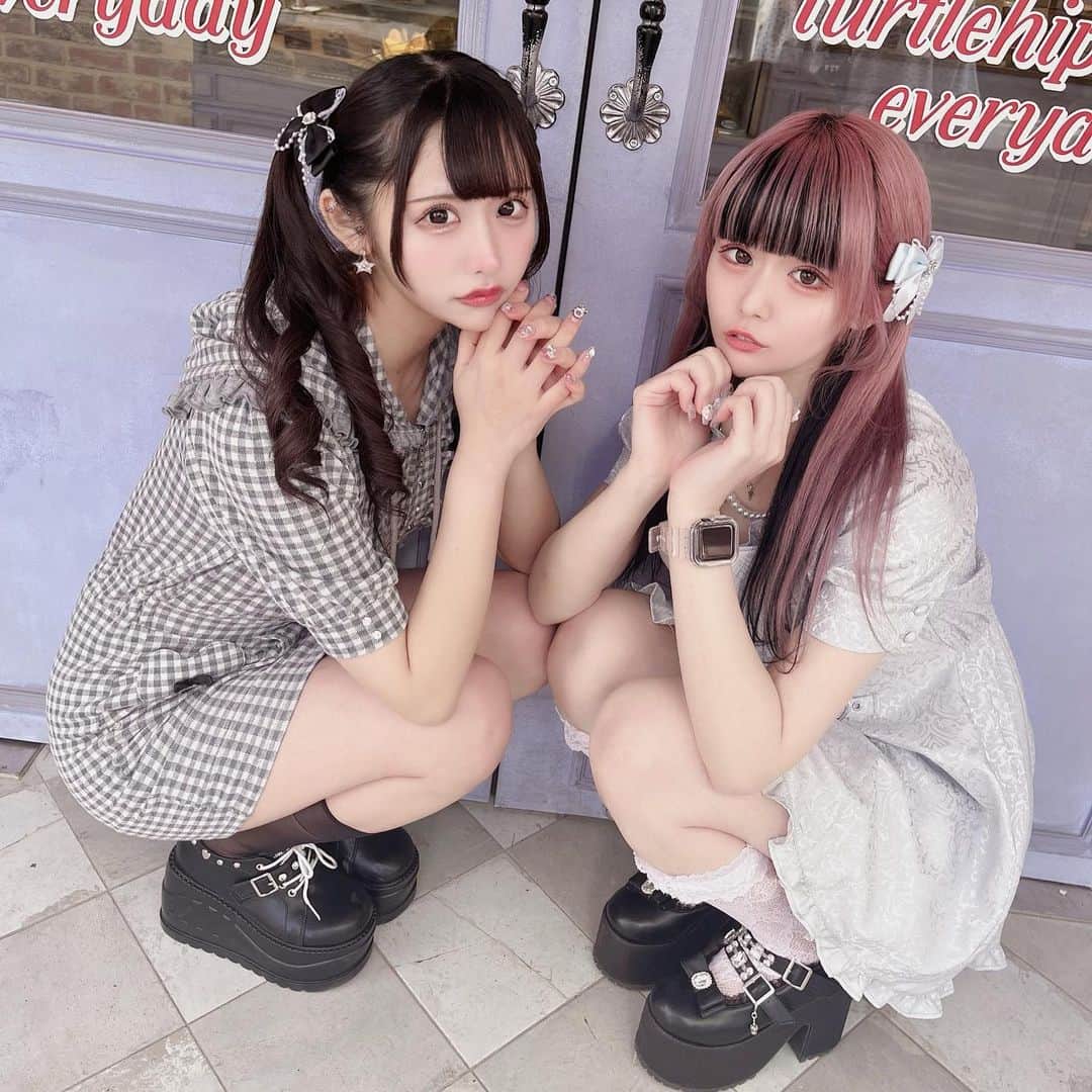 さきちゃんさんのインスタグラム写真 - (さきちゃんInstagram)「😾🫶🏻💕🩷🎀🩵🤍 ㅤㅤㅤㅤㅤㅤㅤㅤㅤㅤㅤㅤㅤ #韓国カフェ #韓国旅行 #韓国出張 #韓国ファッション #韓国グルメ #韓国ヘア #オルチャン #オルチャンファッション #地雷 #地雷系女子 #地雷メイク #量産型ヲタク #ankrouge #jamieエーエヌケー」4月25日 10時36分 - ankrouge____saki