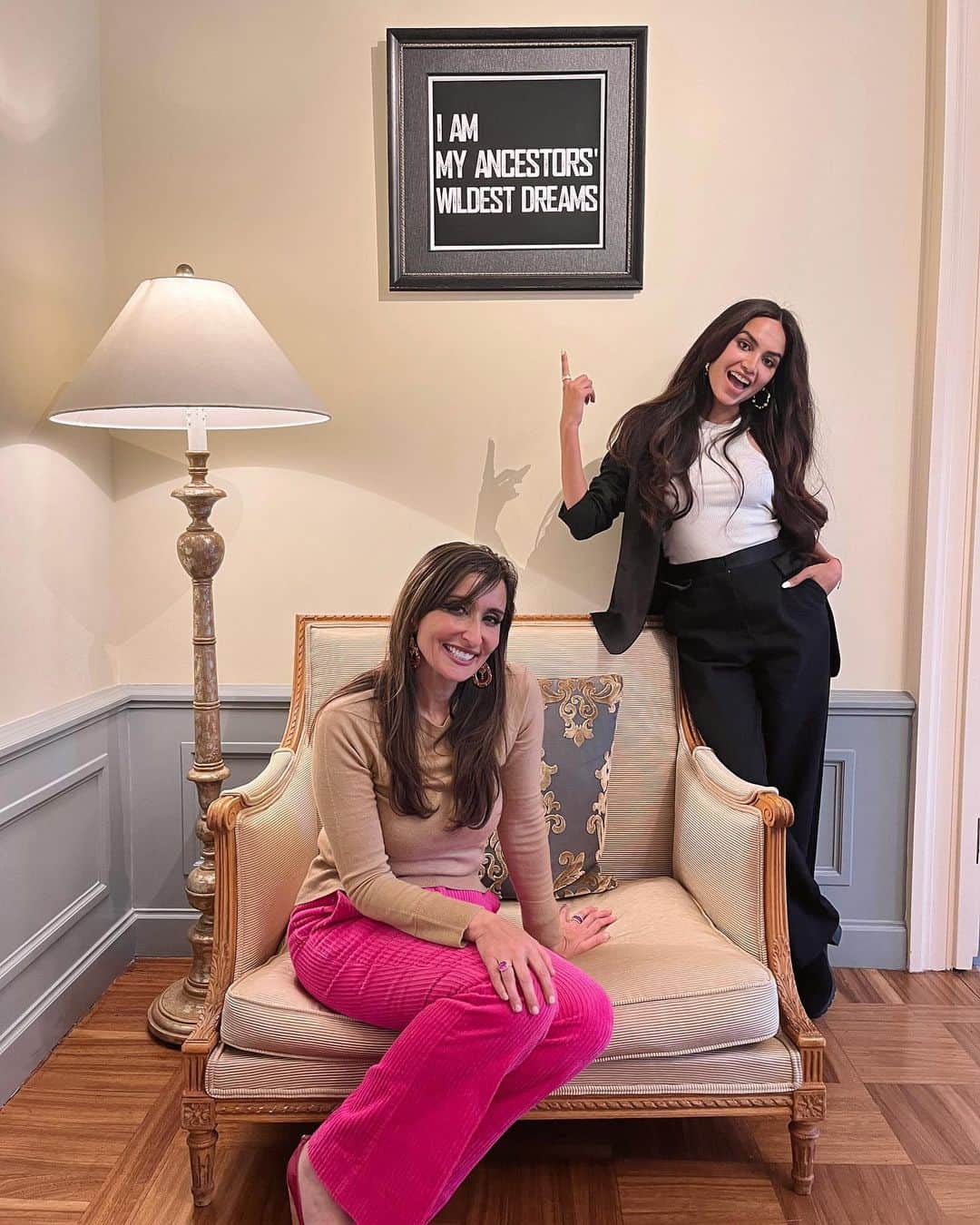 Diipa Büller-Khoslaのインスタグラム：「Just two minority women making their ancestors’ wildest dreams come true. 💨 @shefalirazdan   An honour to meet & now call a dear friend- Madam Ambassador @u.s.embassythehague 👏🏾👏🏾」