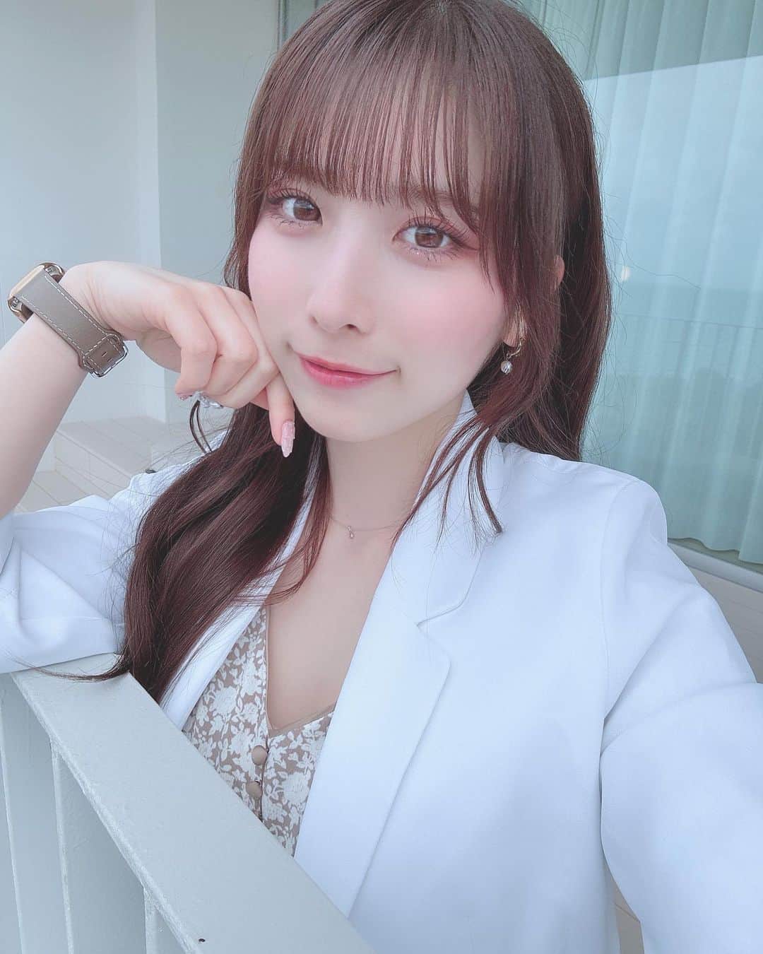 紗愛のインスタグラム：「MPJチャンネル更新されました！ いい歯医者の見分け方をリアルガチでお話してます.ᐟ.ᐟ.ᐟ.ᐟ 今後の歯医者選びの参考にしてみてください✨ チャンネル登録＆高評価＆コメントお願いします👍🏻 ̖́-‬」