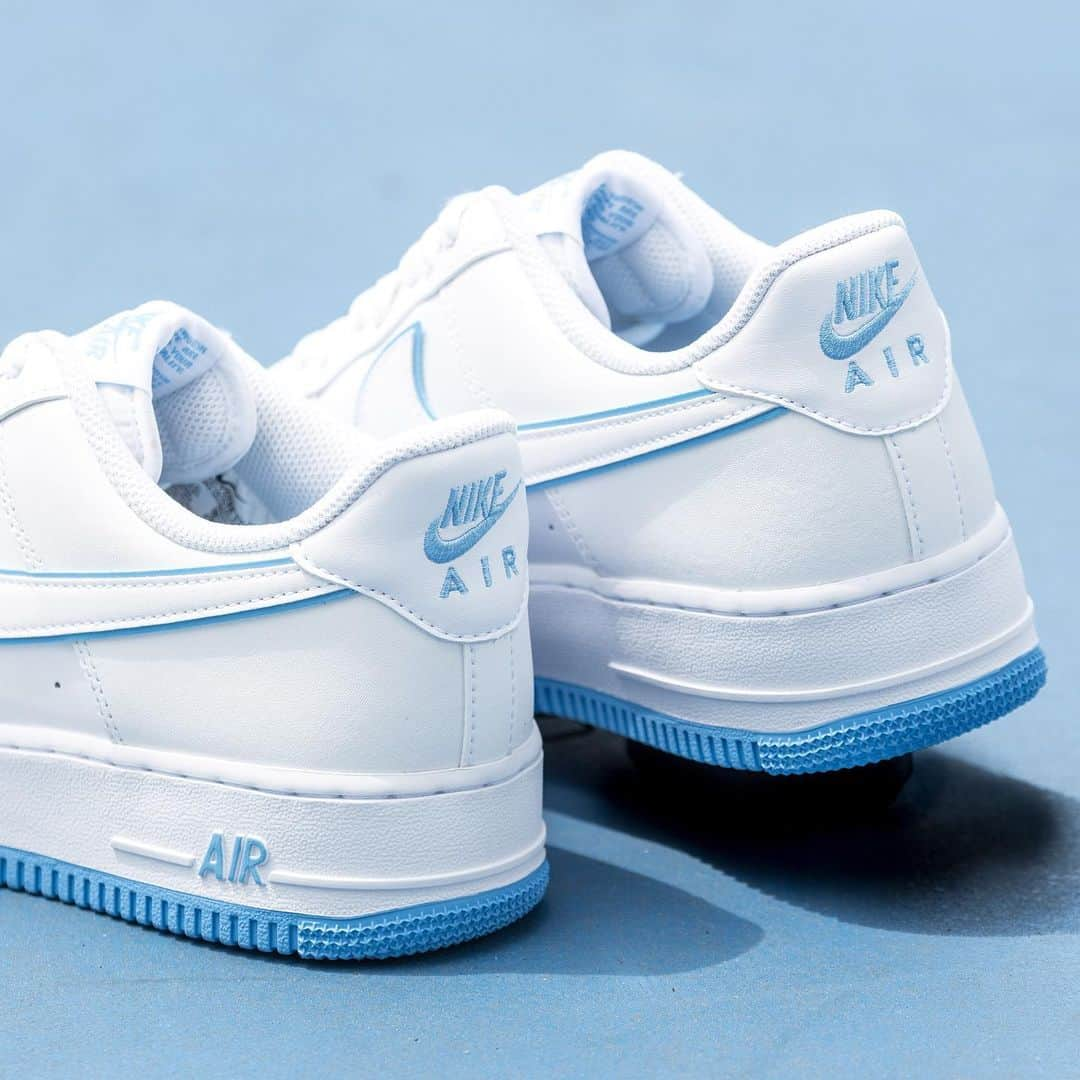 Sports Lab by atmos OSAKAさんのインスタグラム写真 - (Sports Lab by atmos OSAKAInstagram)「. ↓↓↓ NOW ON SALE NIKE AIR FORCE 1 '07 dv0788-101 ¥13,200-(tax included) size : 25.5cm～29.0㎝.30.0㎝  #atmos #アトモス」4月25日 13時17分 - atmos_lucua_osaka