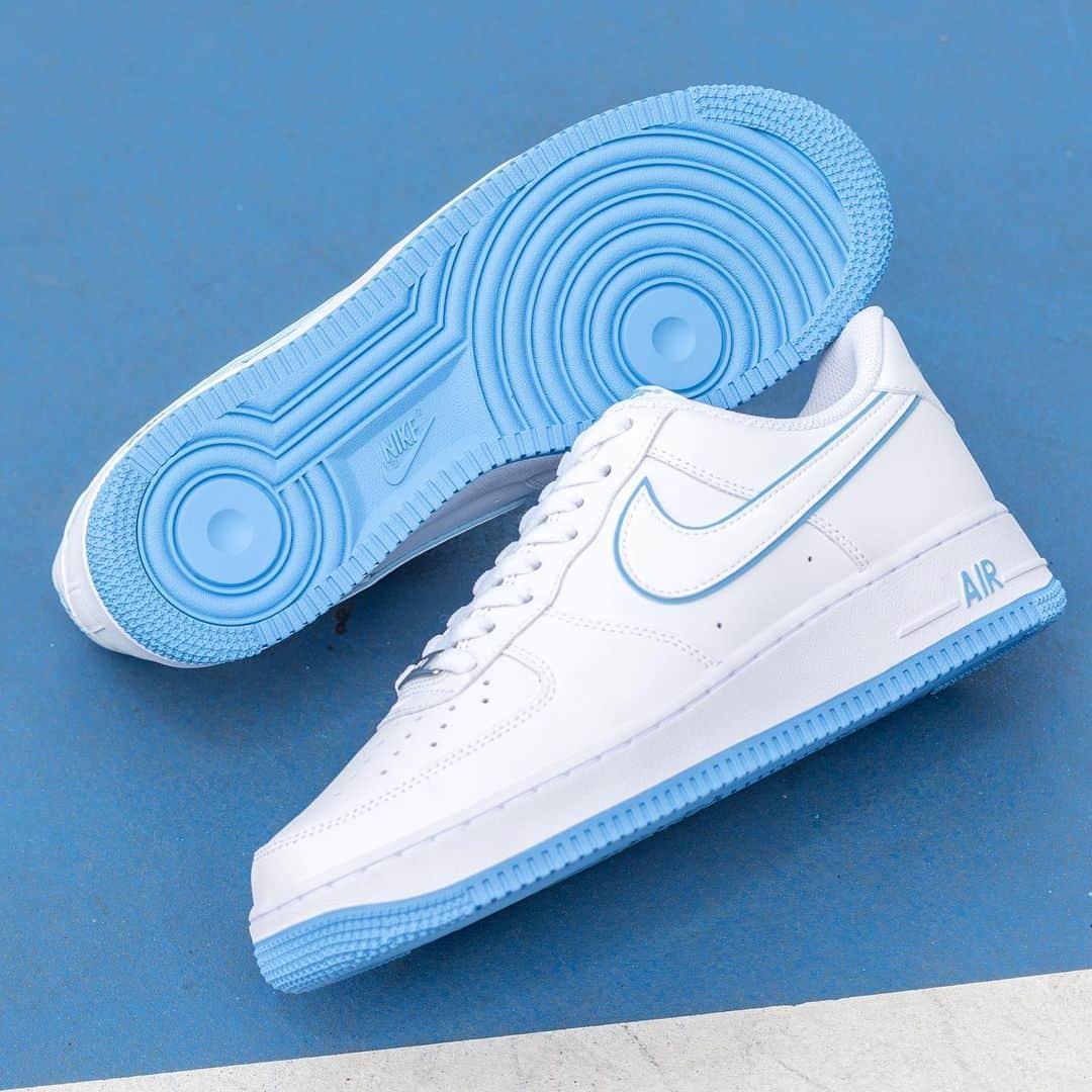 Sports Lab by atmos OSAKAさんのインスタグラム写真 - (Sports Lab by atmos OSAKAInstagram)「. ↓↓↓ NOW ON SALE NIKE AIR FORCE 1 '07 dv0788-101 ¥13,200-(tax included) size : 25.5cm～29.0㎝.30.0㎝  #atmos #アトモス」4月25日 13時17分 - atmos_lucua_osaka
