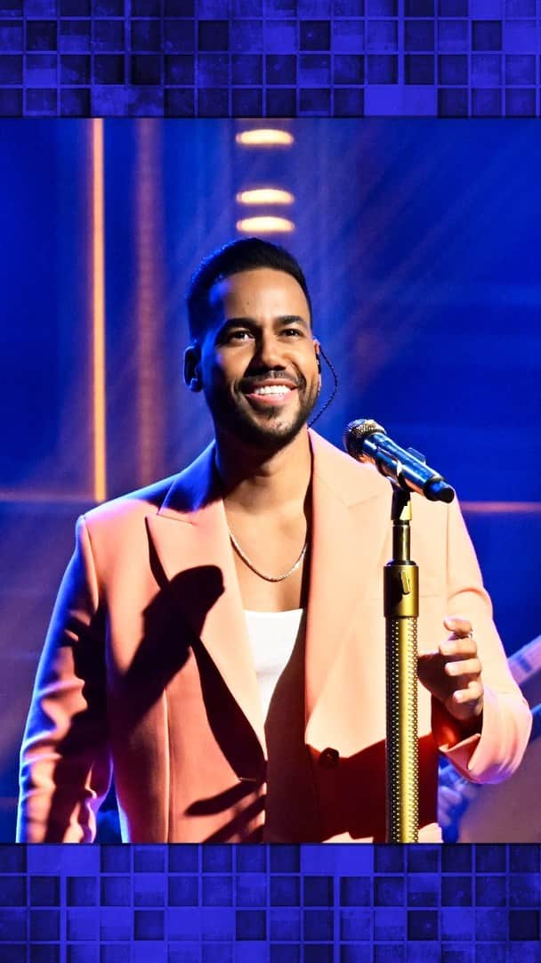 ロメオ・サントスのインスタグラム：「@romeosantos performs a medley of “Solo Conmigo” and “Suegra”! #FallonTonight」
