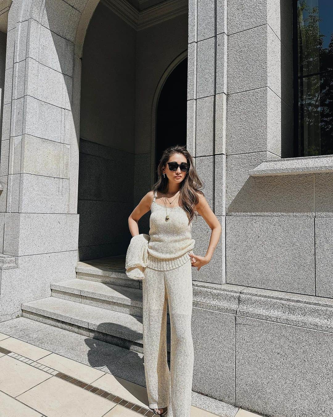esutoreja_risaribonさんのインスタグラム写真 - (esutoreja_risaribonInstagram)「@esutoreja  . . ✔︎ Mix knit camisole ✔︎ Mix knit pants . . summerニット素材なので長ーく使えます‼︎ パンツには裏地があり透けないので気にせず履けます‼︎ .  .  .  .  #esutoreja  #fashion #apparel #clothes #newarrivals #code #ootd #springfashion #springcollection #sscollection #ss2023 #春服 #春服コーデ #春ファッション #ジャケットコーデ #スカートコーデ #パンツコーデ#低身長コーデ#155cmコーデ #154cmコーデ #アパレルブランド #ディレクター #ファッションデザイナー #ファッションモデル #海外コーデ #海外ファッションコーデ #海外ガール #海外スタイル #海外トレンド」4月25日 14時27分 - esutoreja_risaribon