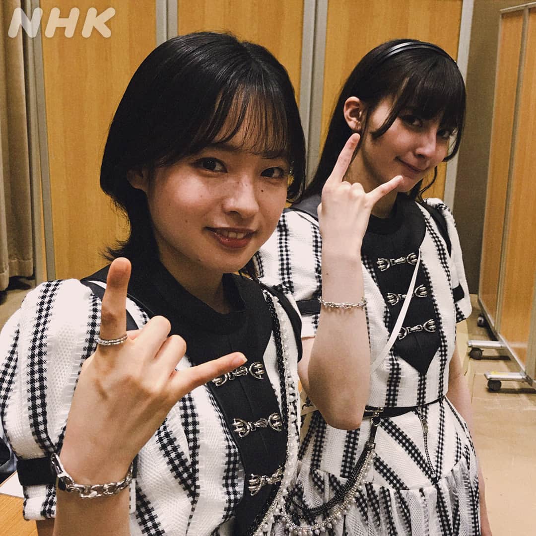NHK「シブヤノオト」さんのインスタグラム写真 - (NHK「シブヤノオト」Instagram)「「Venue101」BACK STAGE  💫Liella!💫①  生放送当日のオフショットを公開📸 またライブしに来てくださいね🔥  #Liella! #Venue101」4月25日 15時30分 - nhk_venue101
